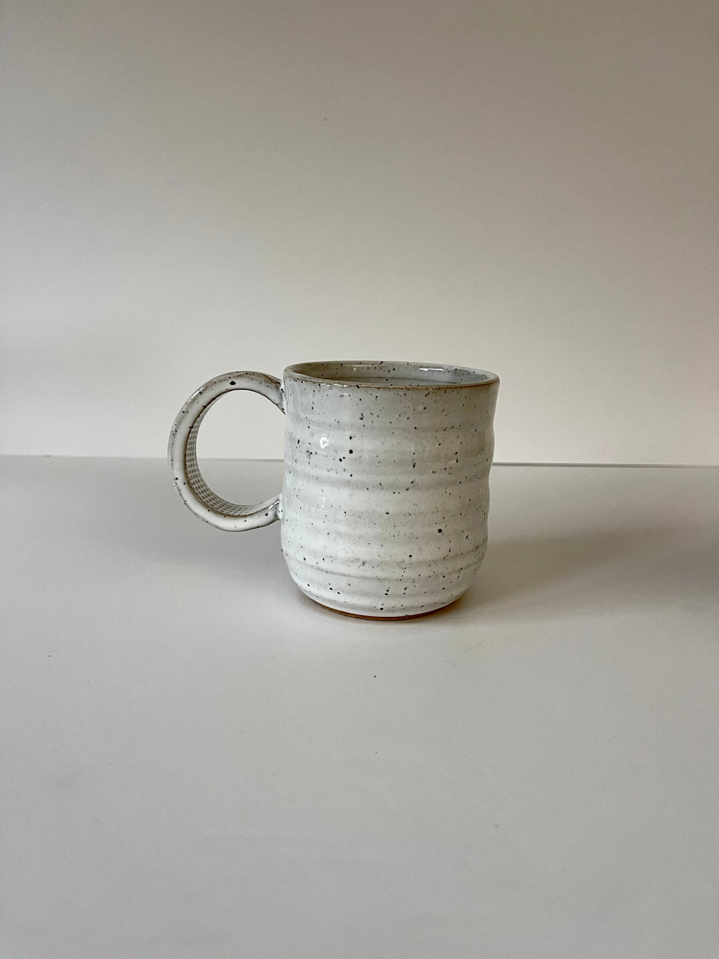 White Speckled Mug Round Handle
